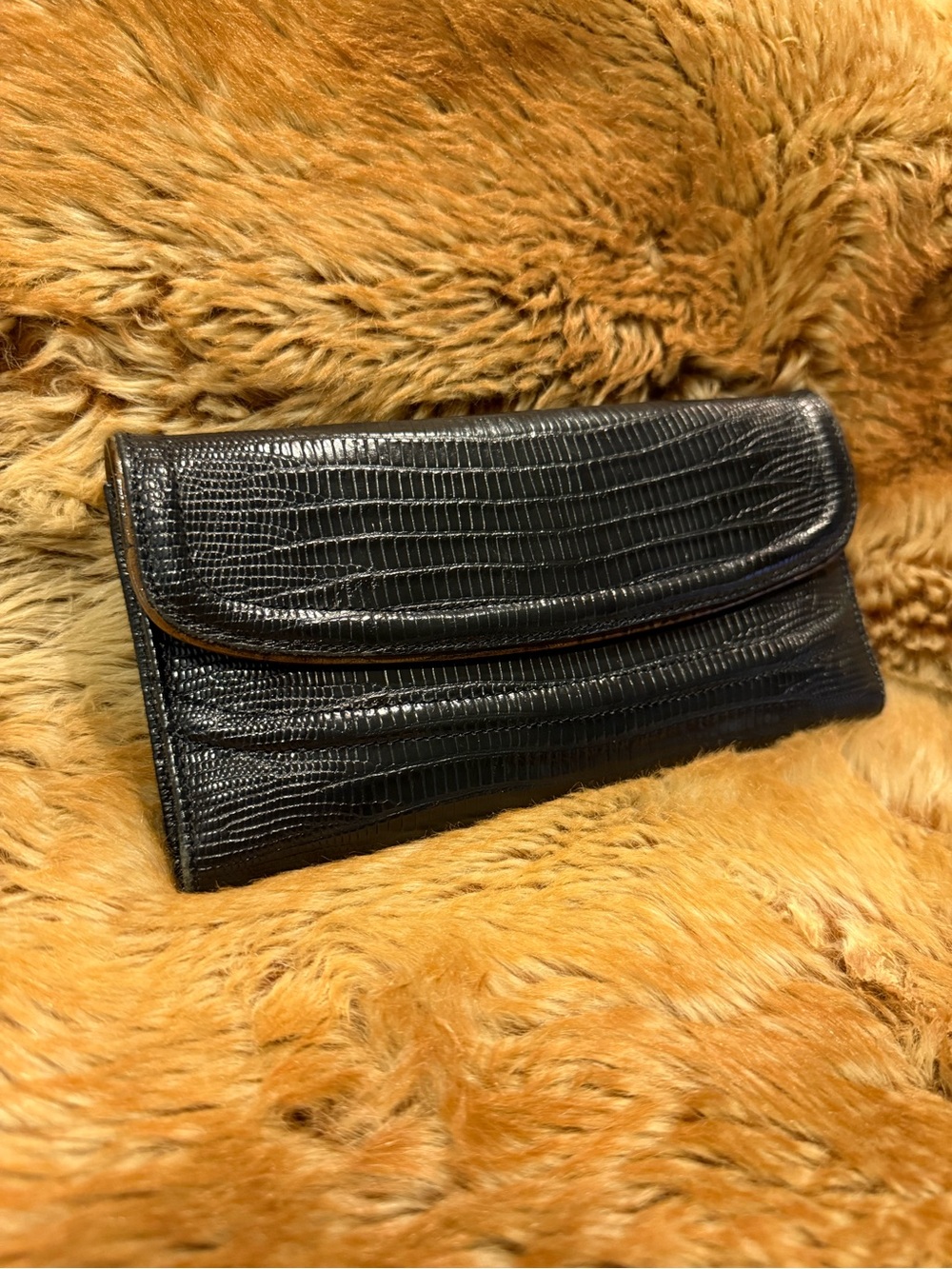 Rare Vintage Brahmin Black Lizard Embossed Leather Trifold Wallet